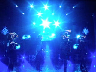 �V������